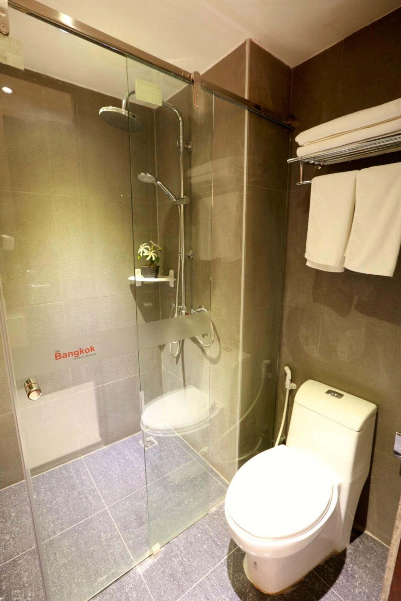 Collection O The Bangkok Airport Link Suite מראה חיצוני תמונה
