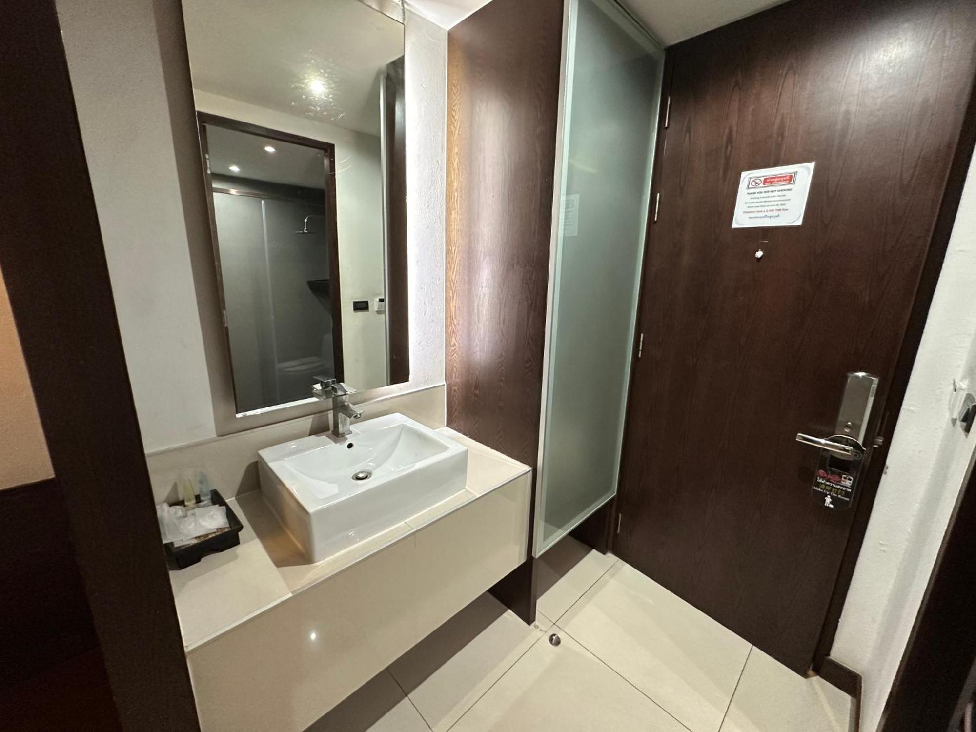 Collection O The Bangkok Airport Link Suite מראה חיצוני תמונה